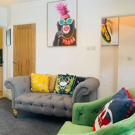 Funky 2 Bedroom Apartment In Town Centre Hastings Eksteriør bilde